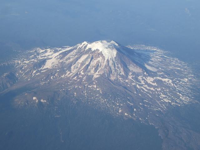 DSCF1954 Mount Adams from the plane
