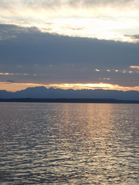 DSCF4003 Sunset on Elliott Bay