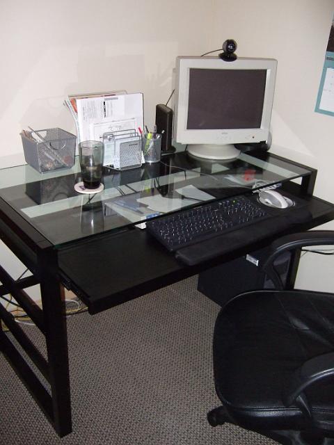 DSCF3153 The nice new desk!