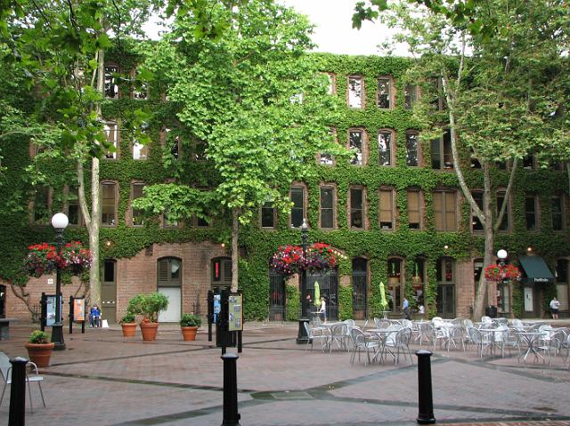 IMG_7280 A courtyard in Pioneer Square.
