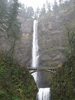 IMG_9418 Multnomah Falls with bridge