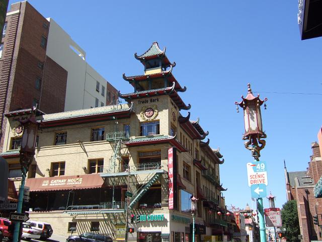 DSCF2100 One of the neat buildings in Chinatown