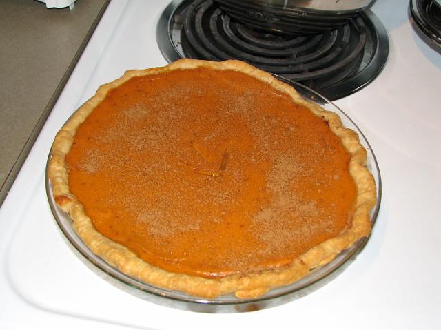 IMG_9332 The pumpkin pie I made (without cinnamon)