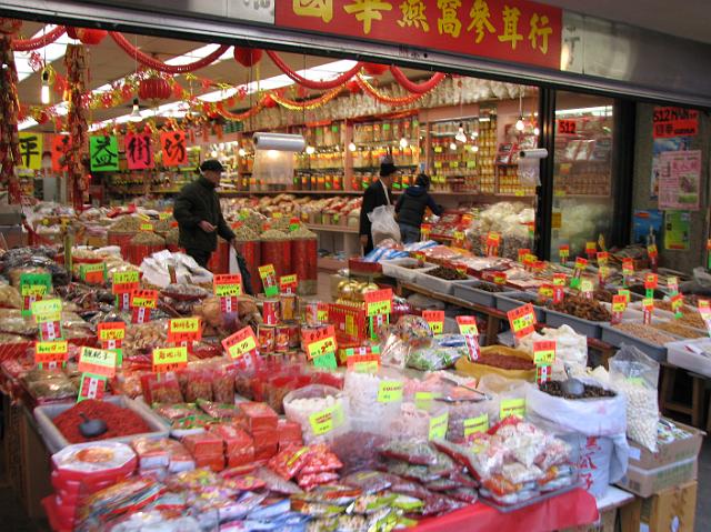 IMG_0039 One of the many Chinese stores in Chinatown
