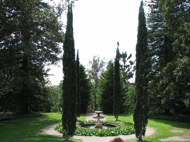 IMG_5725 Garden and fountain in front of the Como House