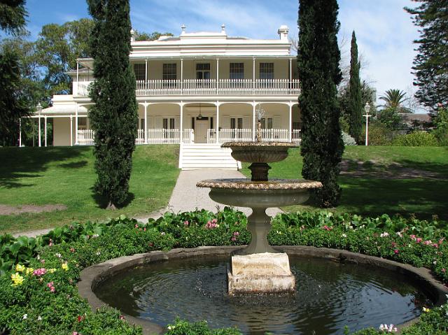 IMG_5729 Fountain and Como House