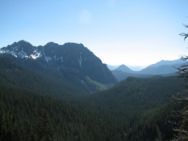 IMG_2590 Pretty mountains and trees